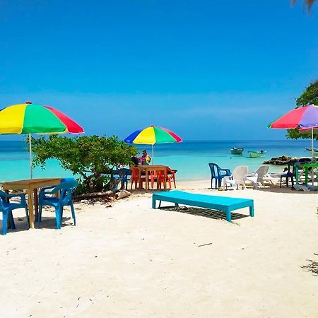 Puerto Caracol Isla Mucura Hotel Buitenkant foto