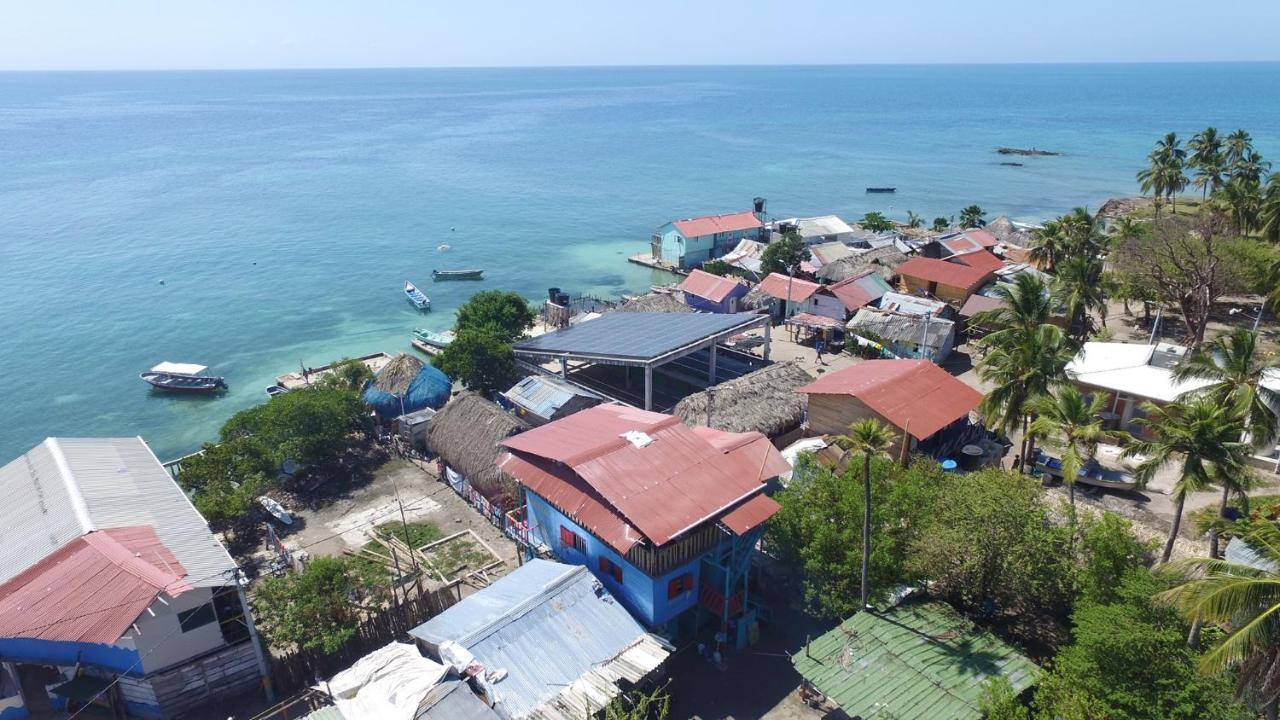 Puerto Caracol Isla Mucura Hotel Buitenkant foto