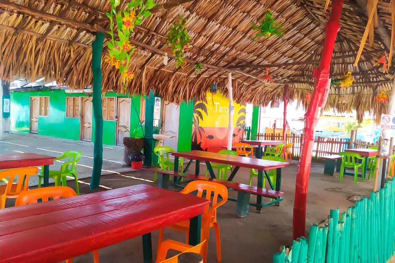 Puerto Caracol Isla Mucura Hotel Buitenkant foto